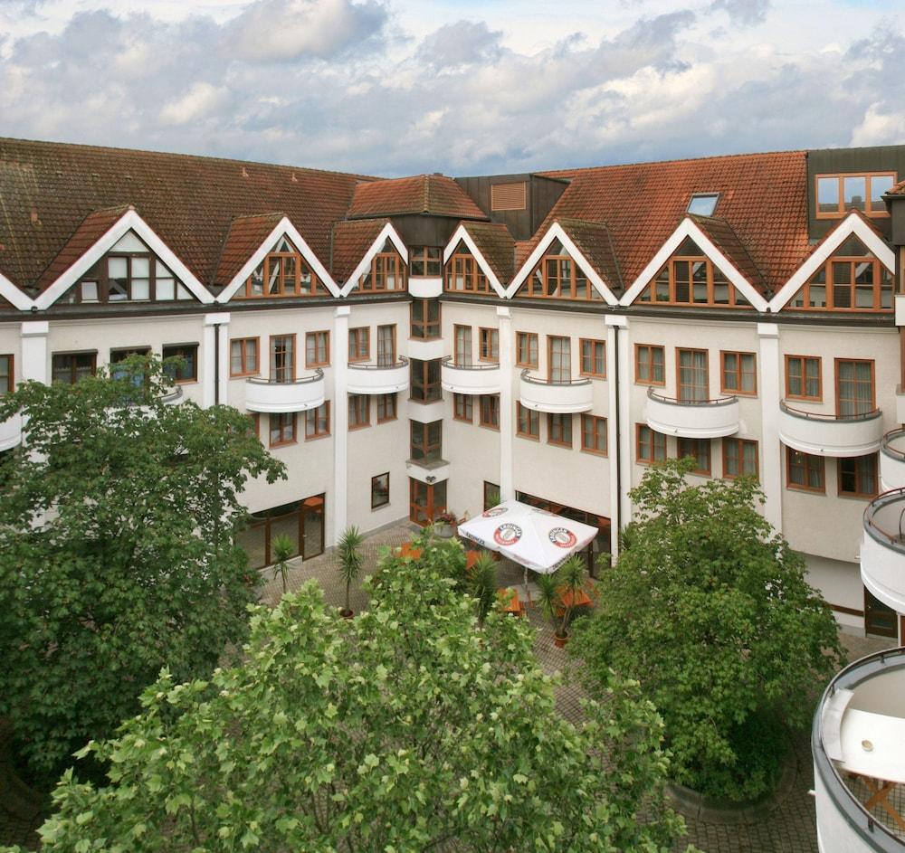 Hotel Kastanienhof Erding Exterior foto